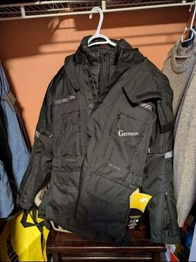 Gryphon Black Performance Insulated Jacket Vancouver Jacket